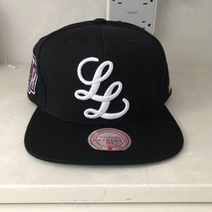 Legends League x Mitchell & Ness Toronto Raptors Cap - Limited Piece